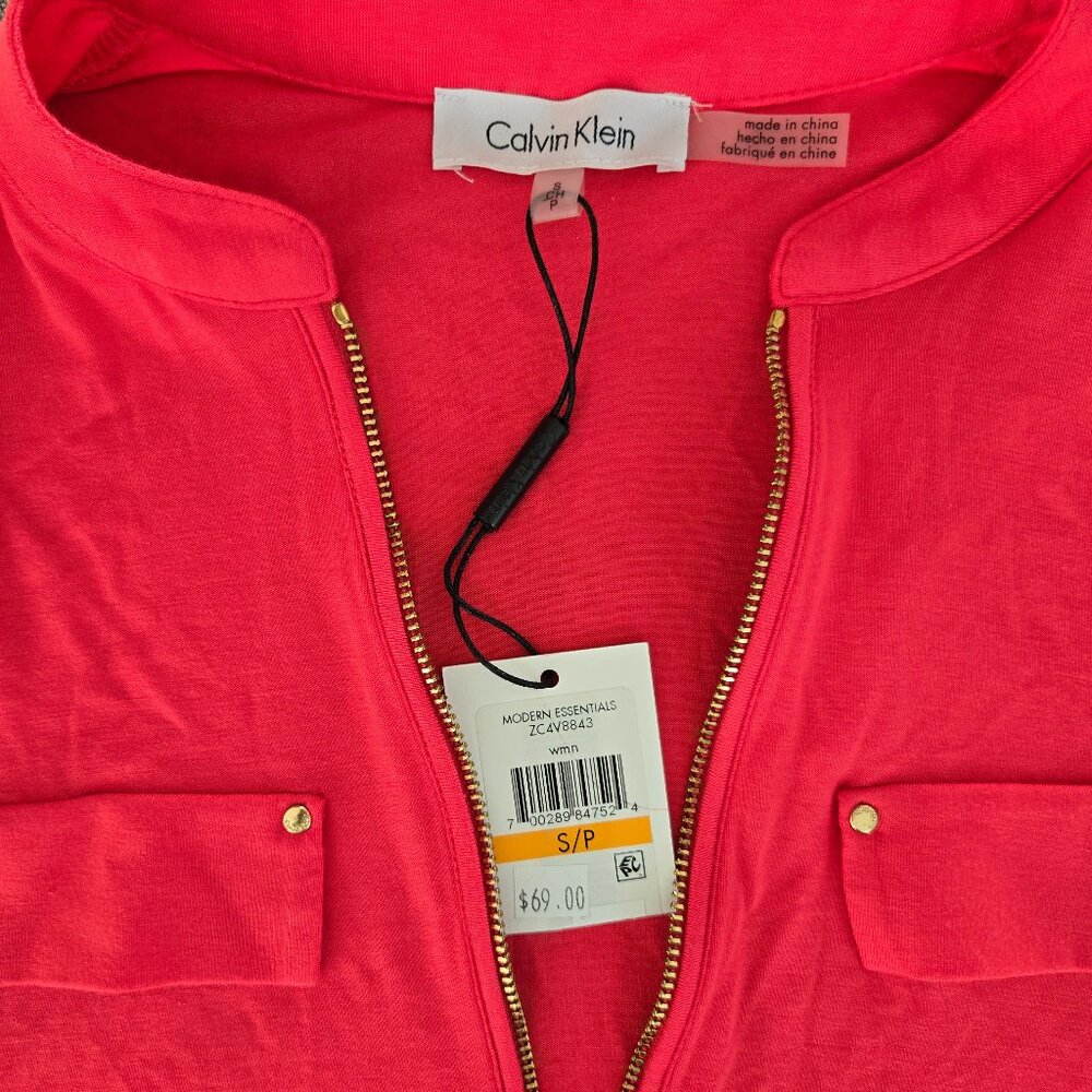 Calvin Klein - Picture 2 of 2